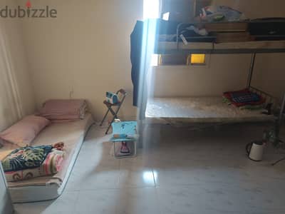 Bed Space Sharing Room Available in Apartment