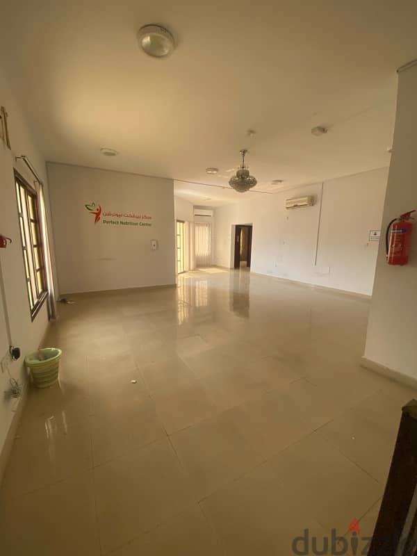 Spacious Big7BHK commercial villa available  in Markhiya 7