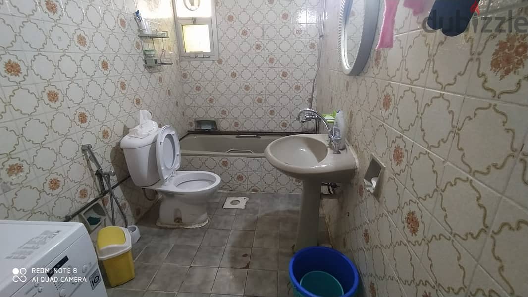 Room for rent for executive bachelor 3