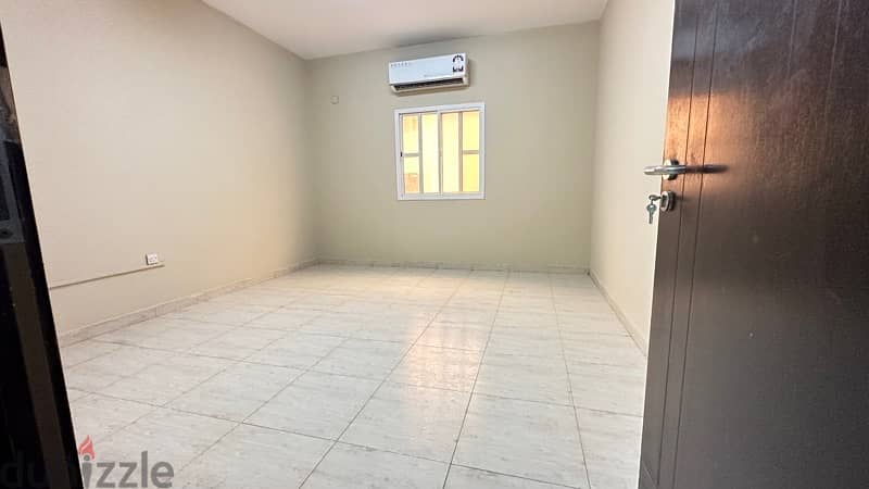 475 Room For Rent - QP Standard accommodation 3