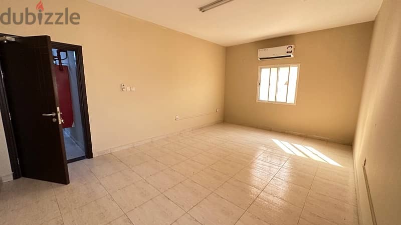 475 Room For Rent - QP Standard accommodation 10