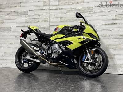 2022 BMW  M 1000RR (974 66574363)  45000aed