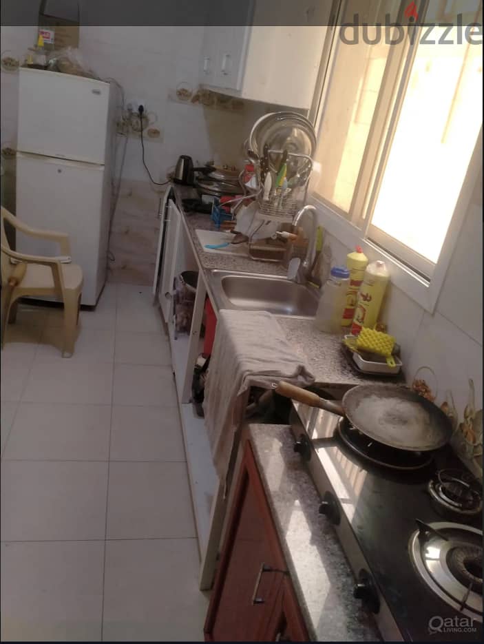 Sharing BHK & Separate Room for bechlor Umm Al Senem 3