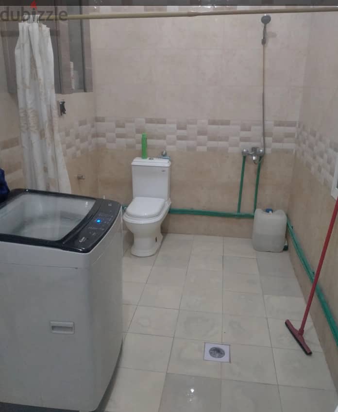 Sharing BHK & Separate Room for bechlor Umm Al Senem 4