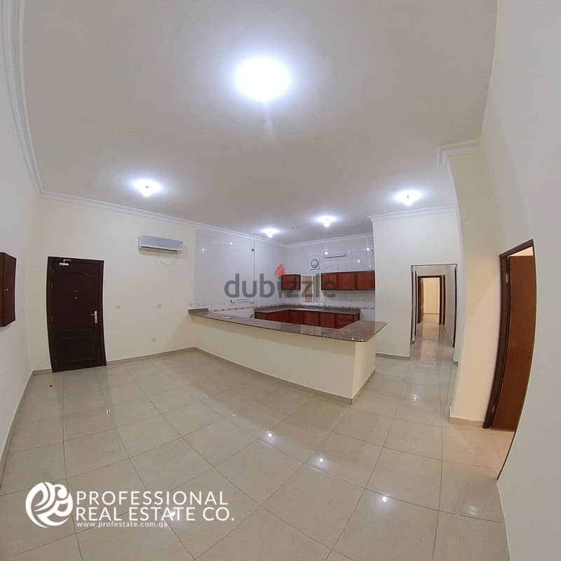 Unfurnished | 4 BHK Apartment in Al Nasser | For Bachelors 0