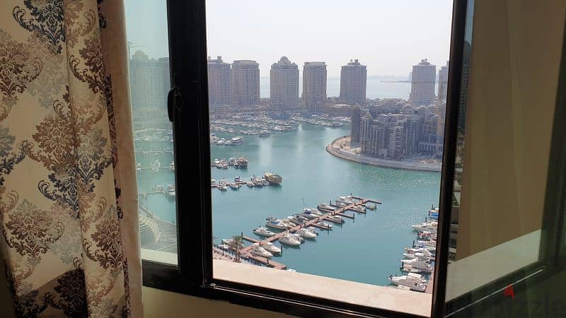 for rent SF studio in Porto Arabia 8