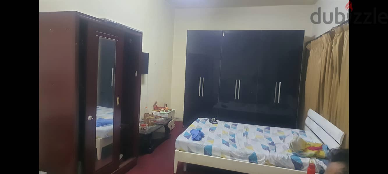 SPACIOUS FURNISHED STUDIO FOR RENT NEAR METRO STATION 2