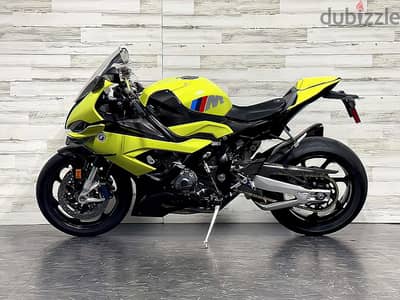 2022 BMW M1000 RR (+971561943867)