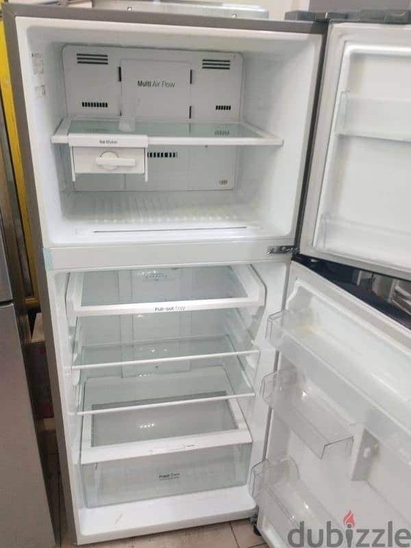 LG Fridge For Sale in very good condition 2