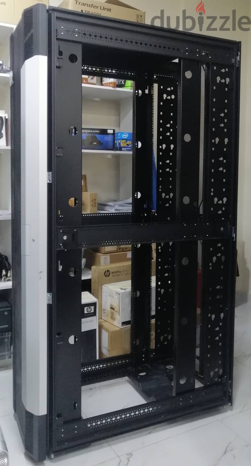 Server Rack G3 B21 (42U x 600W x 1075D)   Transform Your IT Setup f 2