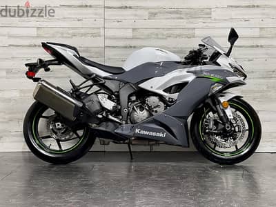 2021 Kawasaki ninja ZX-6R  (+97466574363)