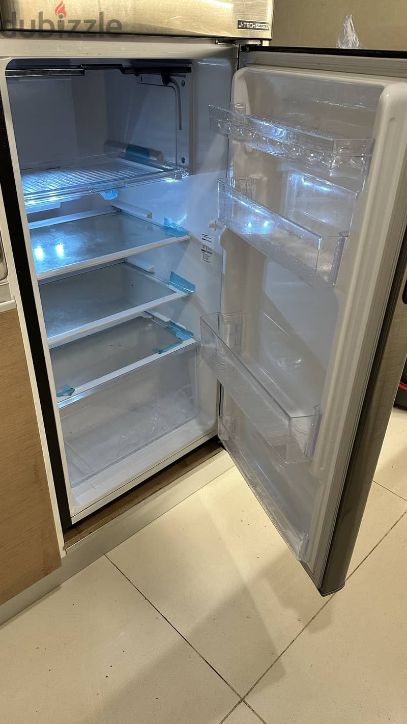 Samsung j-tech inverter 2 door refrigerator 1