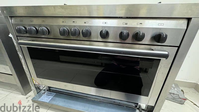 6 Burners Italian Glemgas Cooker 3