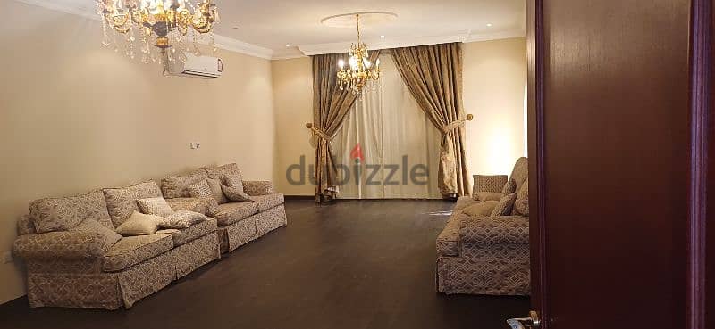 Freestanding Spacious 6 B/R Villa near Salwa Road( Personel/ Iskan) 4