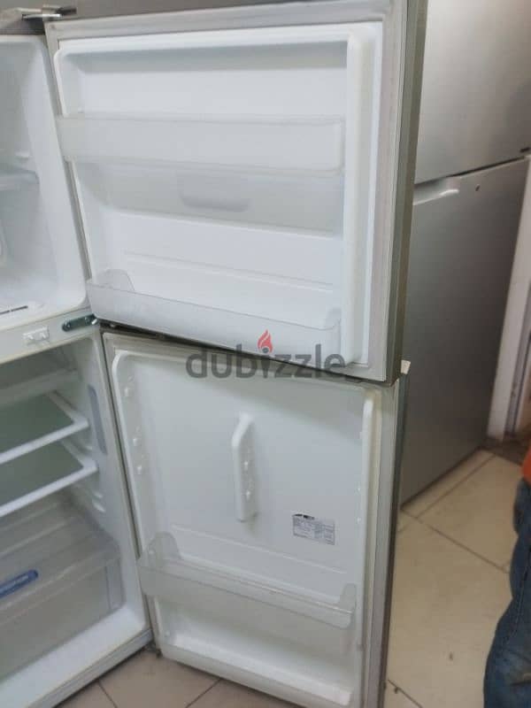 Samsung Fridge For Sale good 3