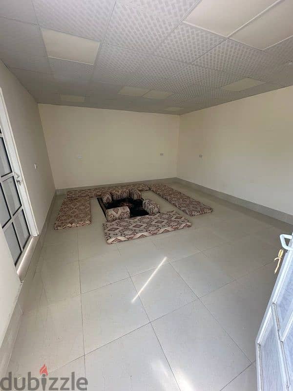 ROOM AVAILABLE AL WAKRA FOR FAMILY 11