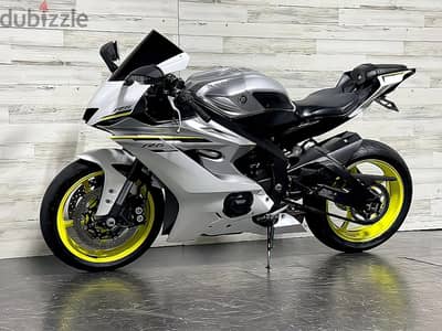 2017 Yamaha R6 (+97466574363)