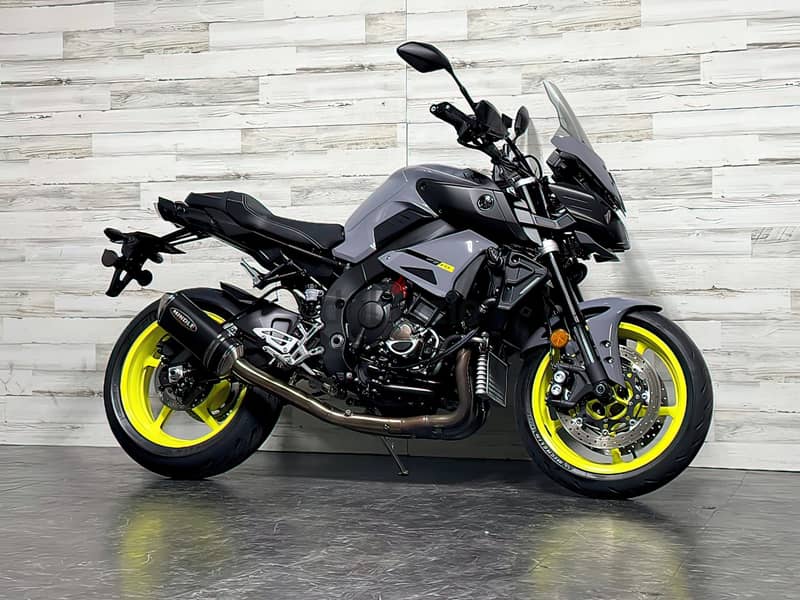 2017 Yamaha FZ-10  +(97466574363) 1