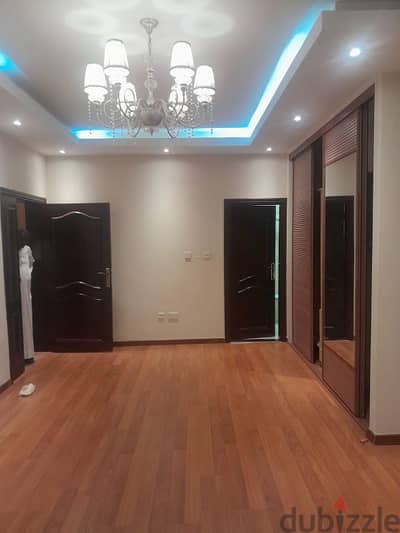 Full ground floor inside villa in Nuaija