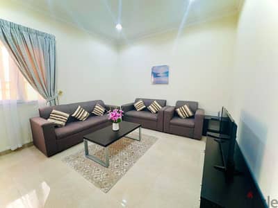 NO COMMISSION - MASSIVE 2 BHK FLAT WITH 2 FULL BATHROOMS