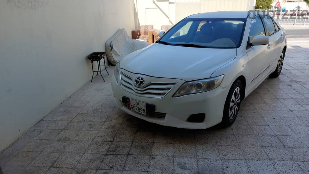 Toyota Camry  2011 1