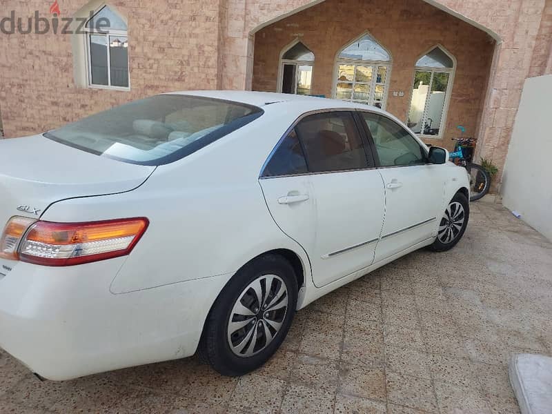 Toyota Camry  2011 3