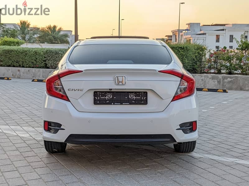 Honda Civic 2022 Sports whatsapp +971559197608 6