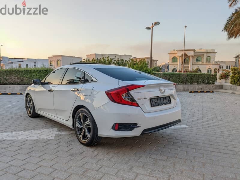 Honda Civic 2022 Sports whatsapp +971559197608 7