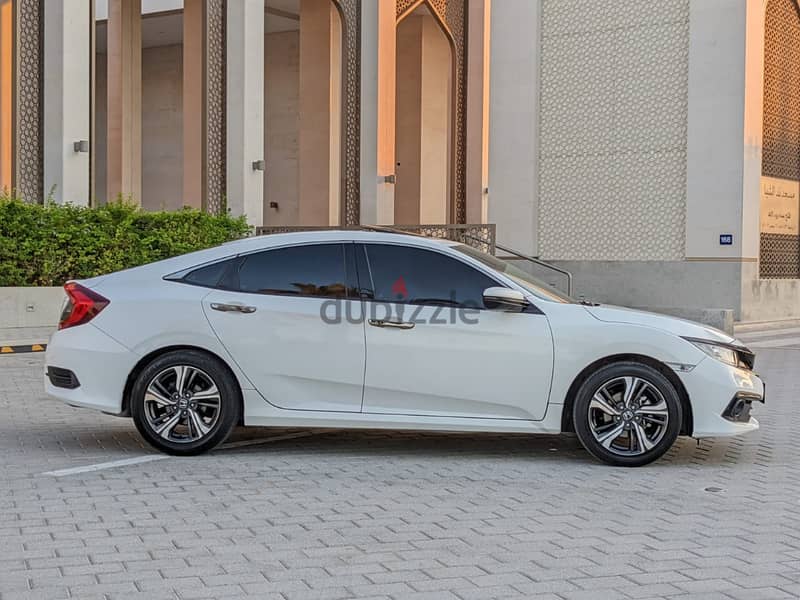 Honda Civic 2022 Sports whatsapp +971559197608 8