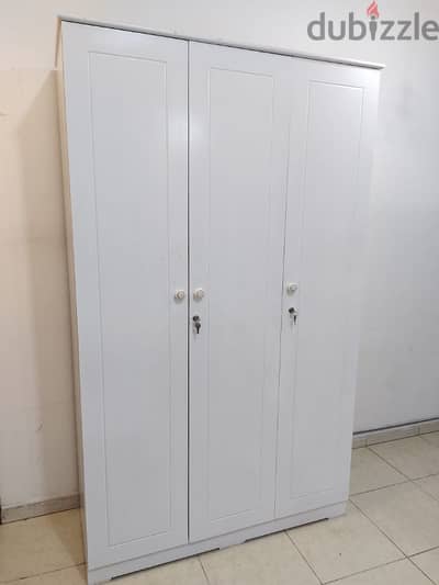 cupboard for sale excilent condition