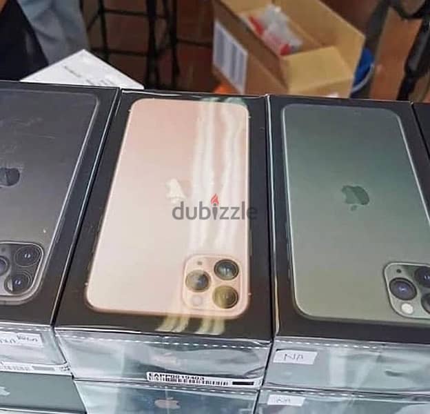 BRAND NEW APPLE IPHONE 11 PRO MAX 256GB NOW AVAILABLE!!! 0