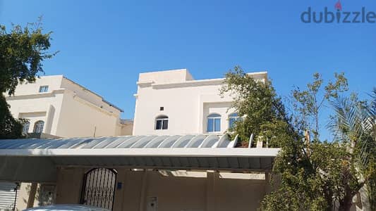 Freestanding Nice& Spacious 6 B/R+ Huge Outhouse Villa near Salwa Road