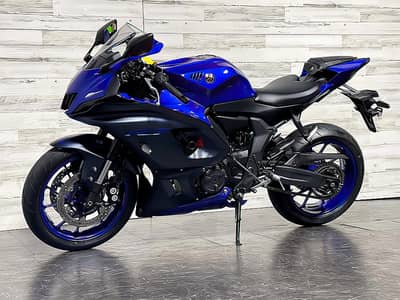 2023 Yamaha YZF-R7  (+97466574363)