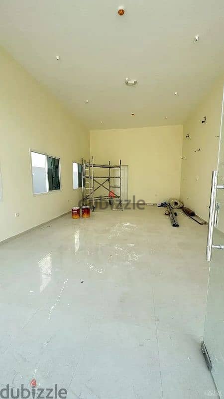 600 Workshop with 200 Office & 6 Room For Rent 8