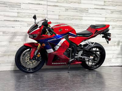 2023 Honda CBR 600RR  (+97466574363)