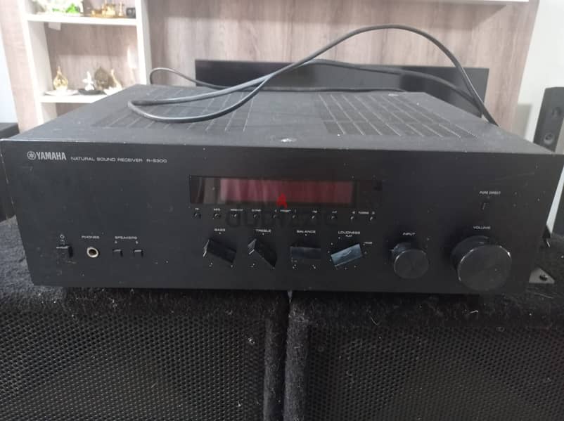 YAMAHA Amplifier with Speaker 2