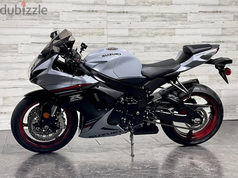 2023 Suzuki gsx-R600 (+97466574363) 1