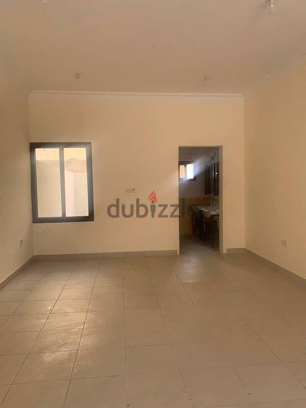 4 rent attached 2 villas in ain khalid 5