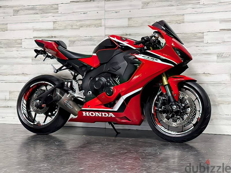 2018 Honda CBR 1000RR  (+97466574363) 1