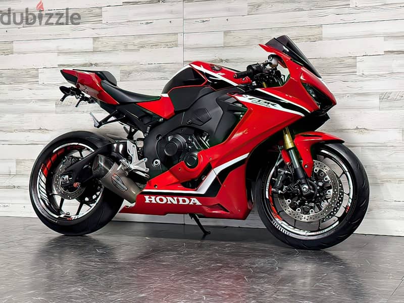 2018 Honda CBR 1000RR  (+97466574363) 1