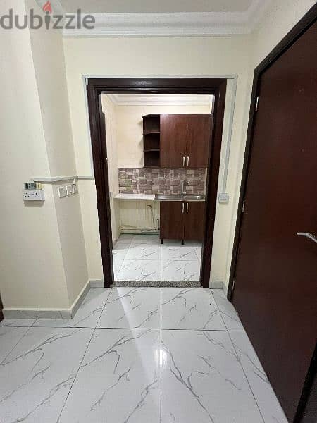 Studio and 1BHK available 5