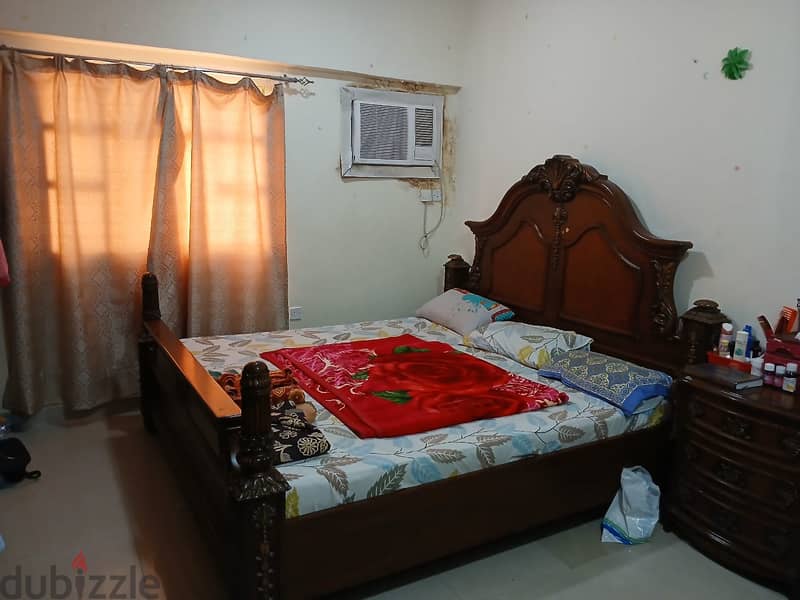 Spacious 2 BHK+2washroom with Balcony + Household items and Furnitures 5