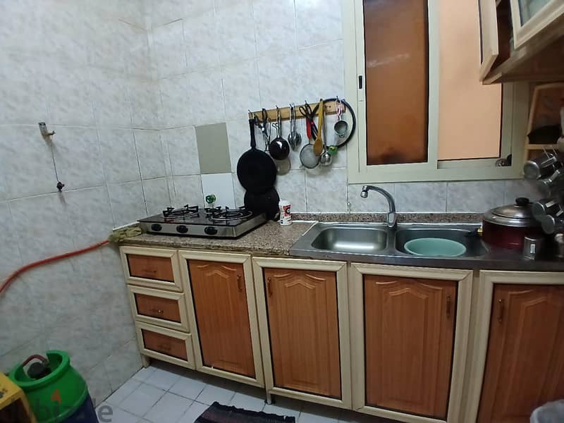 Spacious 2 BHK+2washroom with Balcony + Household items and Furnitures 11