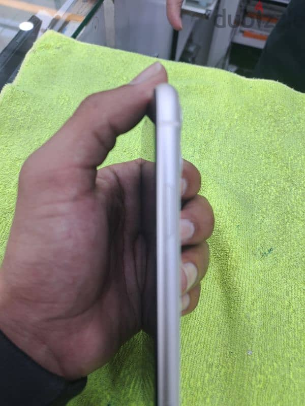 iphone 11 256GB better health 93 3