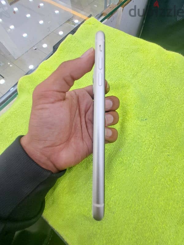 iphone 11 256GB better health 93 6