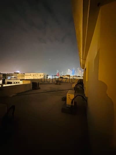 For rent in Al Dafnah area studio - penthouse