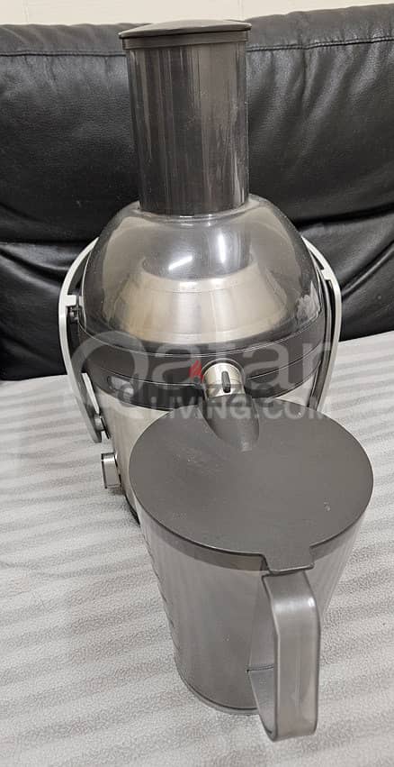 Philips Juicer / Juice extractor 1000W 1