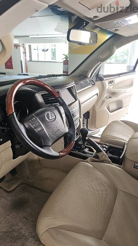 Lexus LX 570 2009 13