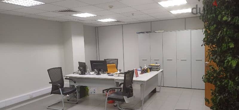 GROUND FLOOR: Showroom space/Office on Airport Road 2