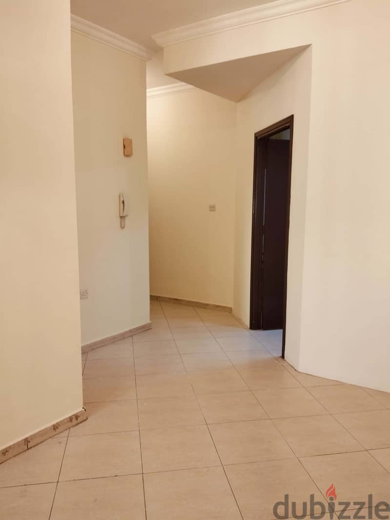 MANSURA WITH METRO STATION CONCRETE ROOM AVAILABLE 1